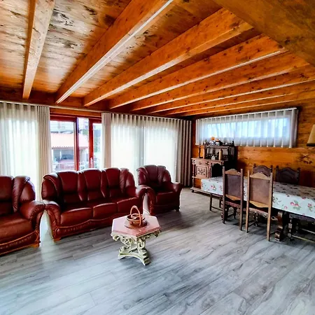 Casa De Santa Luzia B