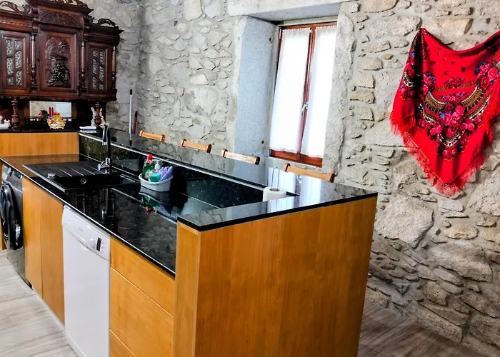 Casa De Santa Luzia B *