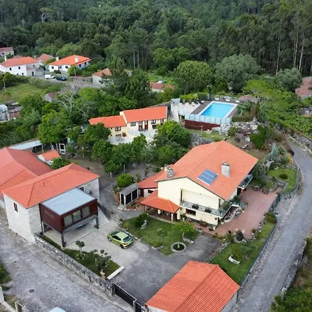 Casa De Santa Luzia B