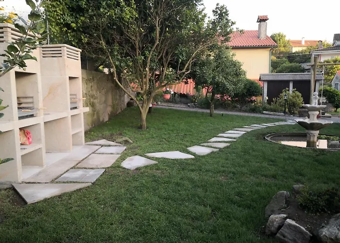 Casa De Santa Luzia B